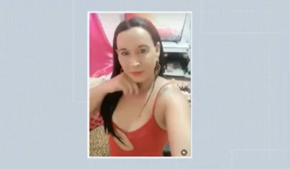 Morre mulher trans que teve corpo queimado na Bahia — Foto: Reprodução/TV Santa Cruz