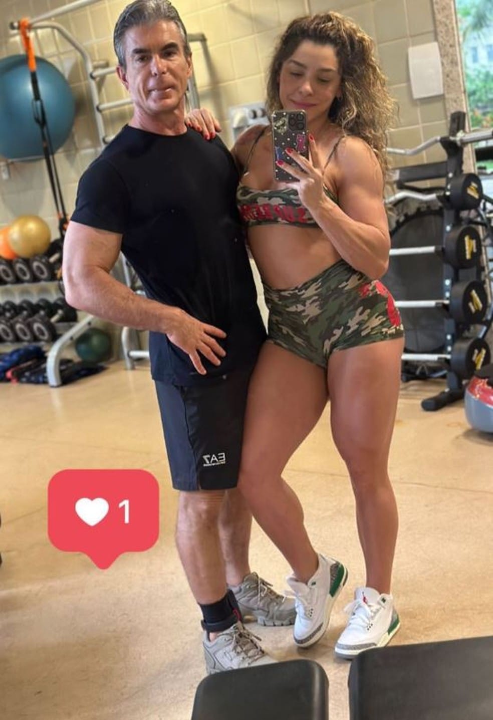 Fabíola de Andrade é mulher do bicheiro Rogério de Andrade — Foto: rep/ instagram