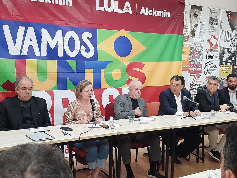 O ex-presidente Lula, durante encontro com o MDB nesta semana — Foto: Sérgio Roxo