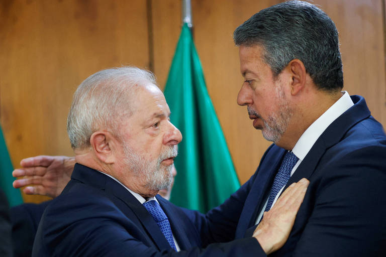 Lula e o presidente da Câmara, Arthur Lira