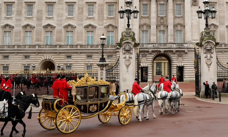 carruagem usada na coroação Charles III