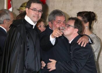 Reprodução/Folha de S. Paulo.