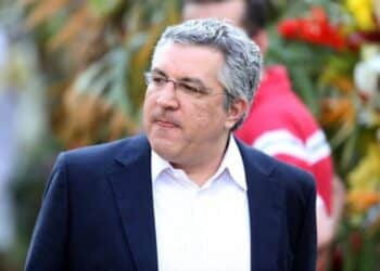 Estadão.
