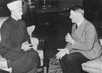 O Grande Mufti de Jerusalém, Haj Amin al-Husseini, e Adolf Hitler durante encontro em 1941.| Foto: Heinrich Hoffmann Collection/Wikimedia Commons.