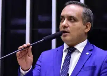 Câmara dos Deputados.