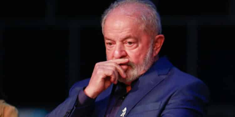 Aprovação do governo Lula despenca em 1 ano; VEJA NÚMEROS
