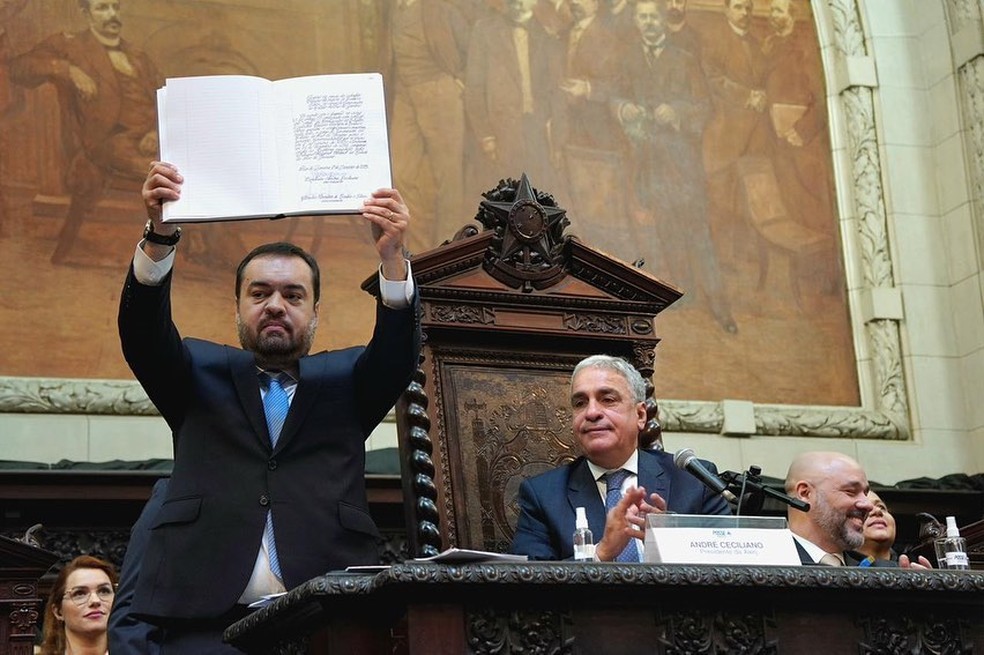 Claudio Castro (PL) toma posse no Rio de Janeiro — Foto: Divulgação