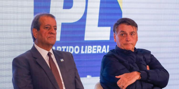 O presidente do Partido Liberal (PL) Valdemar Costa Neto e o ex-presidente Jair Bolsonaro, Michelle Bolsonaro e lideres do partido participaram do lançamento do PL60+, um movimento que trata do  comprometimento com políticas públicas destinadas a garantir os direitos e o bem-estar das pessoas com mais de 60 anos, por meio de ações e parcerias. O lançamento será realizado no dia 28 de novembro, às 14h30, no Complexo Brasil 21, em Brasília. | Sérgio Lima/Poder360 - 28.nov.2023