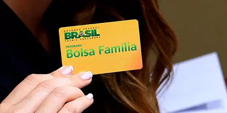Bolsa Família Realiza Pente-Fino: Veja Como Evitar Bloqueio e Suspensão do Benefício!