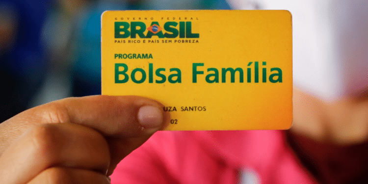 Alerta de Fraudes no Bolsa Família: Proteja-se de Golpes com Dicas Oficiais! Saiba Mais;