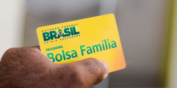 Lula Reforma Bolsa Família: Vacinação Obrigatória e Bônus de R$150,00 para Educação Infantil!