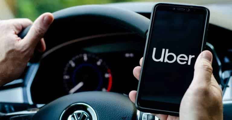 Siguiendo la ley laboral para conductores, Uber finaliza sus operaciones en una ciudad estadounidense