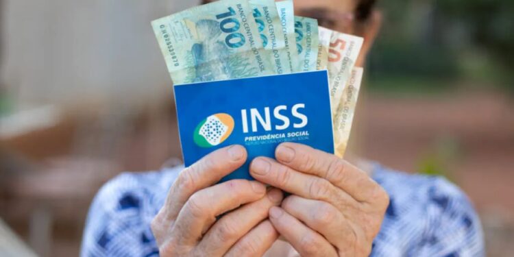 Antecipação do 13º salário do INSS 2024: Calendário e tudo que você precisa saber