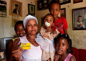 Bolsa Família: Valor adicional de R$250 para mães solteiras a partir de março! Veja;