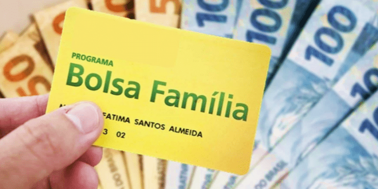 Novidades no Bolsa Família: 13º salário para 909.893 famílias em agosto de 2024