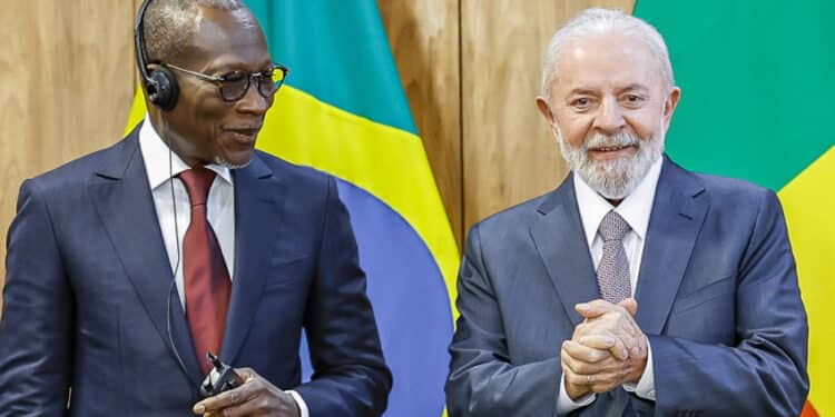 23.05.2023 - Presidente da República, Luiz Inácio Lula da Silva e o Presidente do Benim, Patrice Talon, durante a cerimônia de assinatura de atos, no Palácio do Planalto. Brasília - DF.  Foto: Ricardo Stuckert / PR