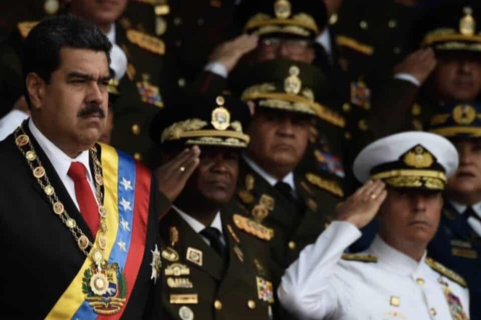 União Europeia pede que Maduro reconsidere decisão de desconvidar observadores eleitorais