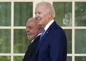 Lula e Biden na Casa Branca — Foto: hoto by Alex Brandon / POOL / AFP