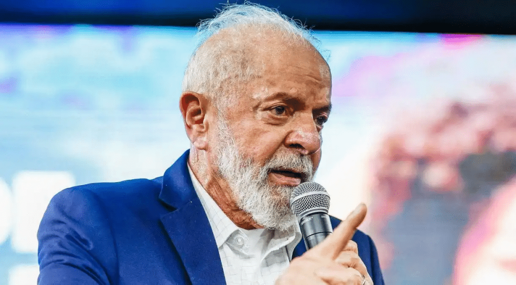 Lula critica novamente a ausência de Tarcísio em evento