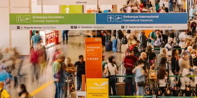 Área de embarque do Aeroporto Internacional de Brasília. Foto: Milca/Inframerica divulgação.