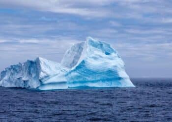 A huge iceberg adrift with a shape reminding the Sphinx of Egypt
Taken in the Trinity Peninsula, december 27 2011.