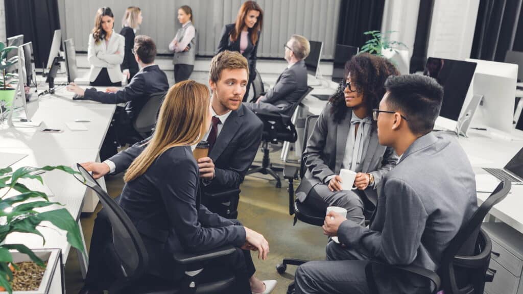 Atenção trabalhadores CLT! Nova lei altera o trabalho aos fins de semana