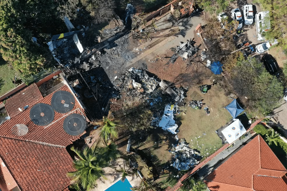 Primeiros corpos de vítimas do acidente aéreo em Vinhedo são liberados; veja as atualizações sobre o caso