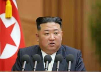 © KCNA/Direitos reservados