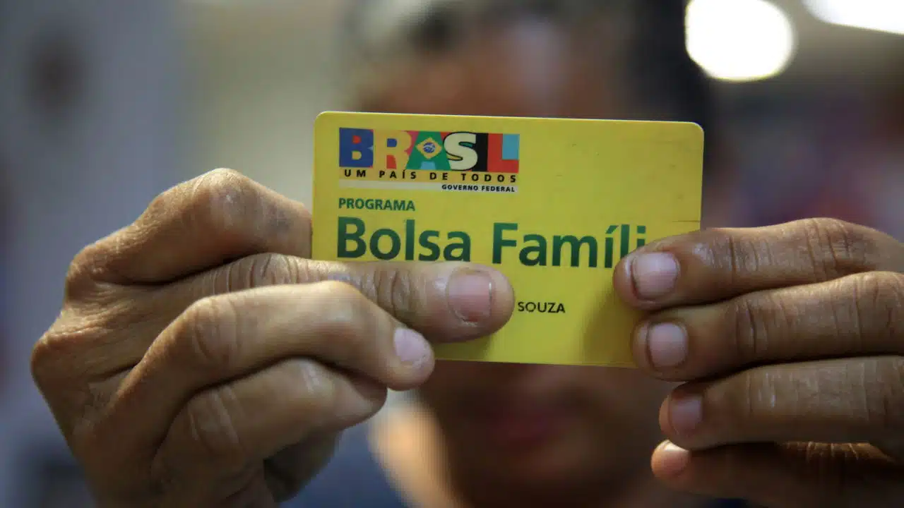 Cuidado! Golpe pode te tirar o direito ao Bolsa Família