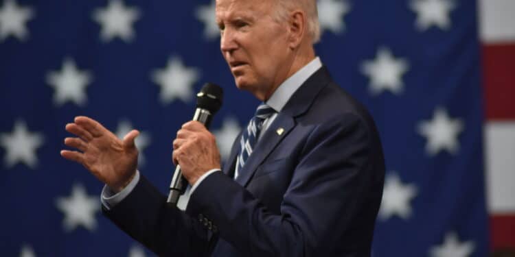 (NEW) US President Joe Biden attends an event in the state of Pennsylvania. August 30, 2022, Wilkes Barre,  Pennsylvania, USA: US President Joe Biden speaks on security and firearms during an event in Wilkes Barre, Pennsylvania, on Tuesday (30), the first of three trips to this key election state. November legislatures. The Democrat wants to send a message of firmness against crime and promises new reforms to the arms laws. Credit: Kyle Mazza/Thenews2 (Foto: Kyle Mazza/TheNews2/Deposit Photos)