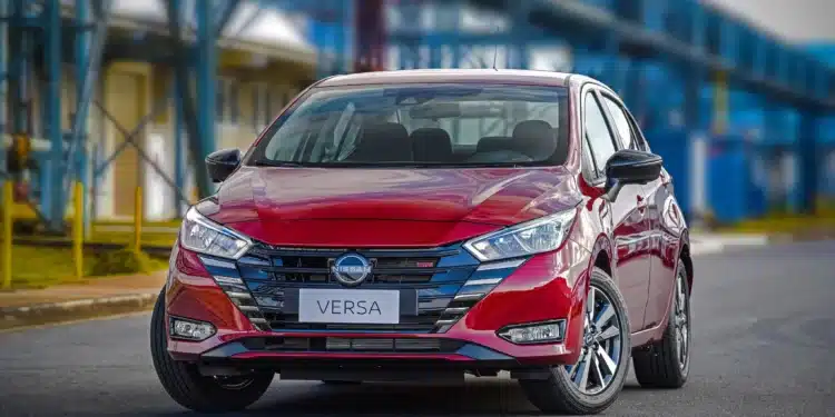 (Foto: Nissan | Divulgação - Leia mais em https://autopapo.com.br/noticia/nissan-versa-2025-nova-versao-sr/