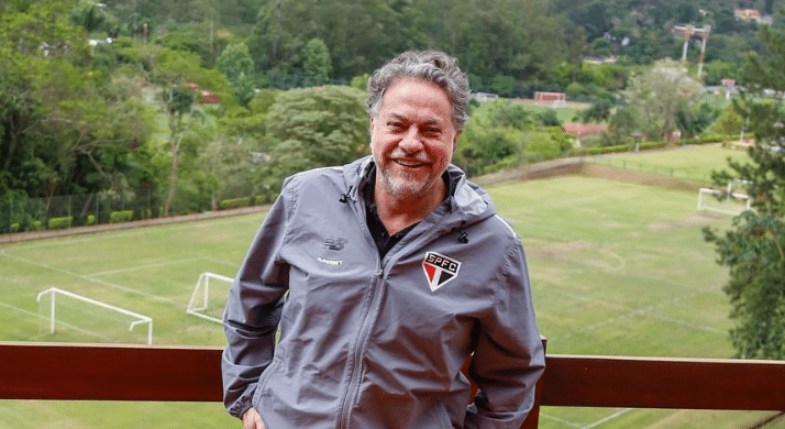 Julio Casares, atual presidente do São Paulo, prontamente repostou a nota oficial do clube nas redes sociais.