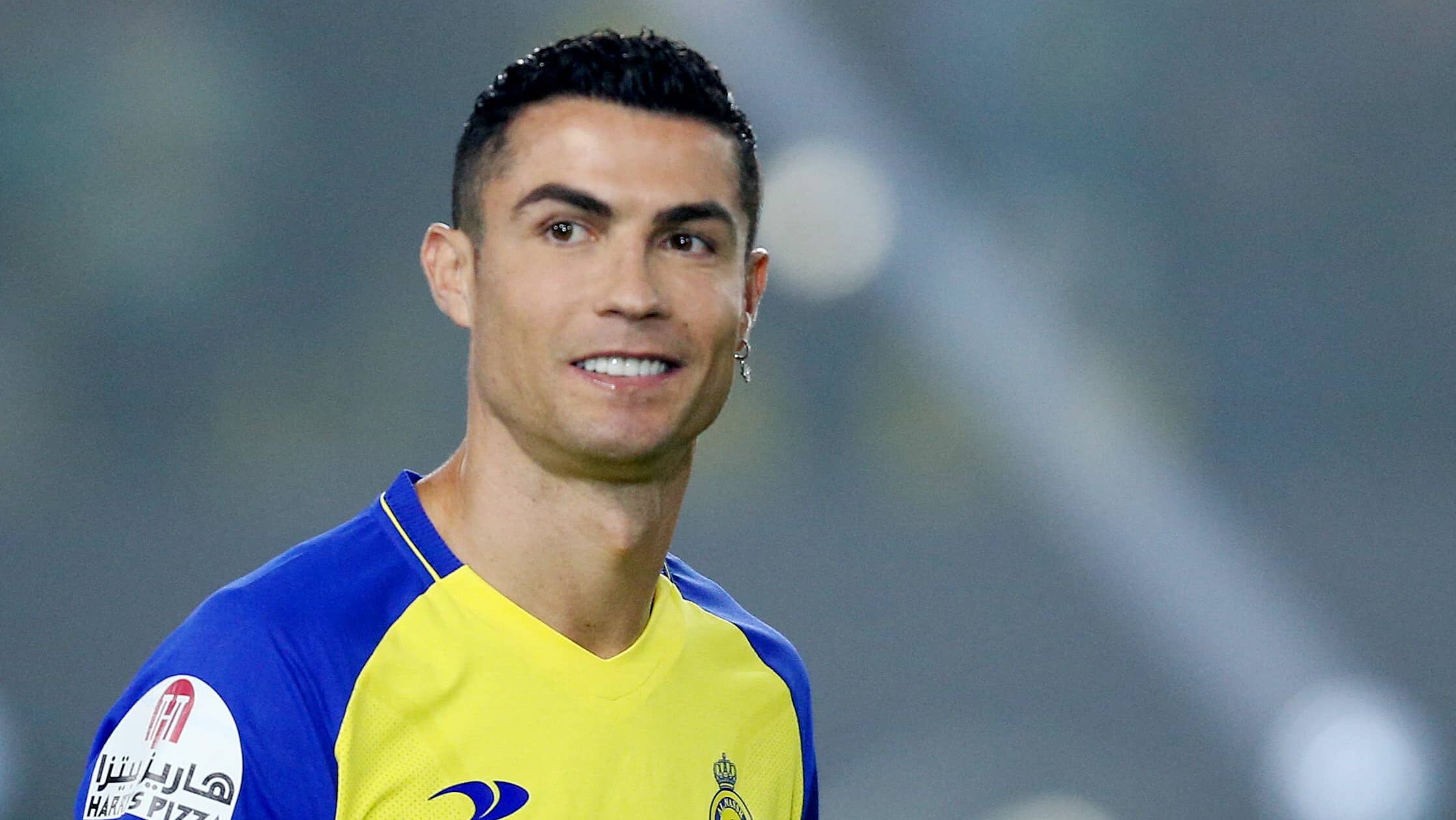 FOTO DO ARQUIVO: Futebol Futebol - Al Nassr revela nova contratação Cristiano Ronaldo - Mrsool Park, Riyadh, Arábia Saudita - 3 de janeiro de 2023 Nova contratação do Al Nassr Cristiano Ronaldo durante sua apresentação REUTERS/Ahmed Yosri