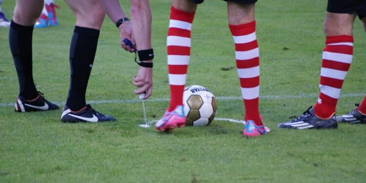 Spray em campo do futebol - Foto: Wikipedia Commons