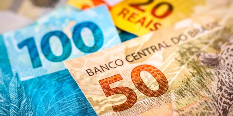 The detail of the notes of two hundred, one hundred, fifty and twenty reais. The real is the currency of Brazil. The Central Bank launched guidelines for the creation of a digital currency that will serve as an extension of the real in the country