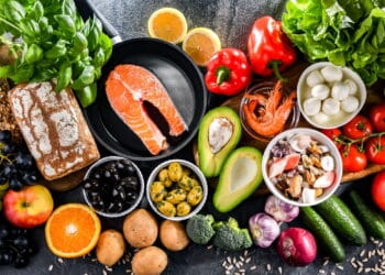 Faz mal? Saiba a verdade sobre cortar carboidratos e gorduras e o impacto no seu corpo