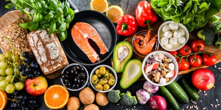 Revelados os quatro alimentos poderosos que limpam o fígado naturalmente