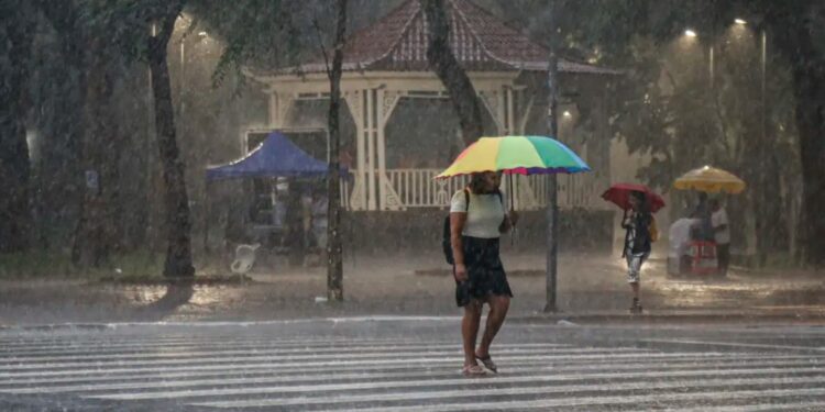 Chuvas / © Paulo Pinto/Agência Brasil