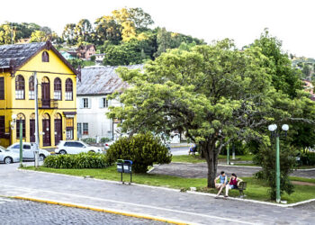 Casa da Neni - Museu Municipal com arquitetura típica italiana - atualmente abriga a Central de Informações ao Turista  Local: Antônio Prado - RS Data: 02/2019 Codigo:  13GG324 Autor: Gerson Gerloff