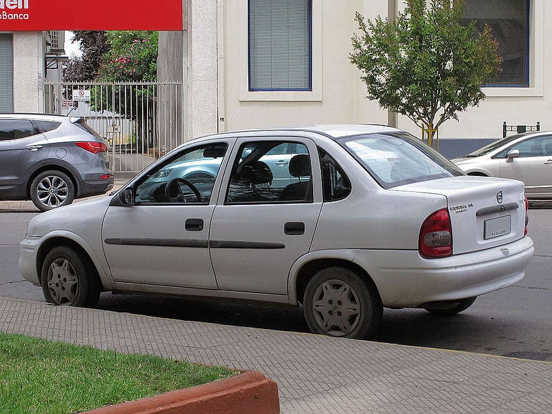 Chevrolet Corsa - Crédito: Wikipedia Commons