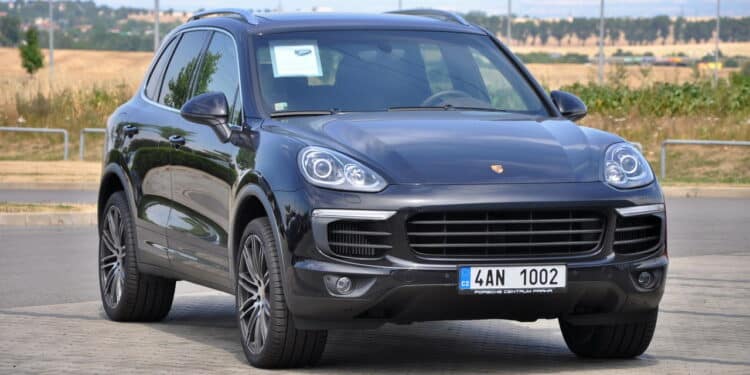 Porsche Cayenne - Créditos: depositphotos.com / Tadeas