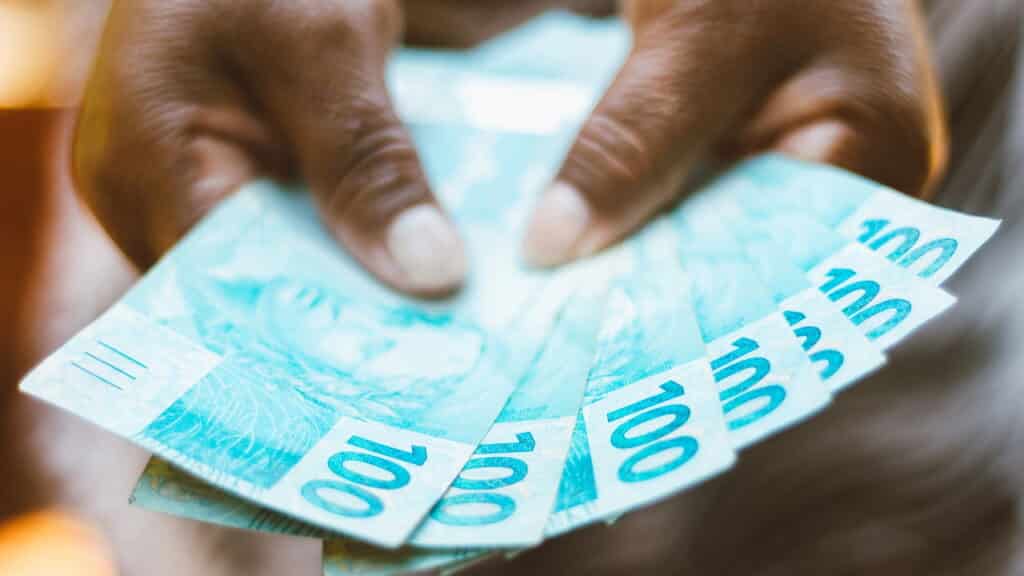 Notificação (09/10) do pagamento de outubro para todos os beneficiários do Bolsa Família