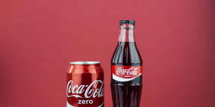 Imagem de coca-cola zero - Créditos: depositphotos.com / taborov