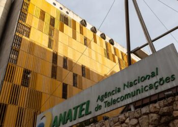 Amazon e Mercado Livre na mira da Anatel: entenda a decisão que pode trazer mudanças drásticas