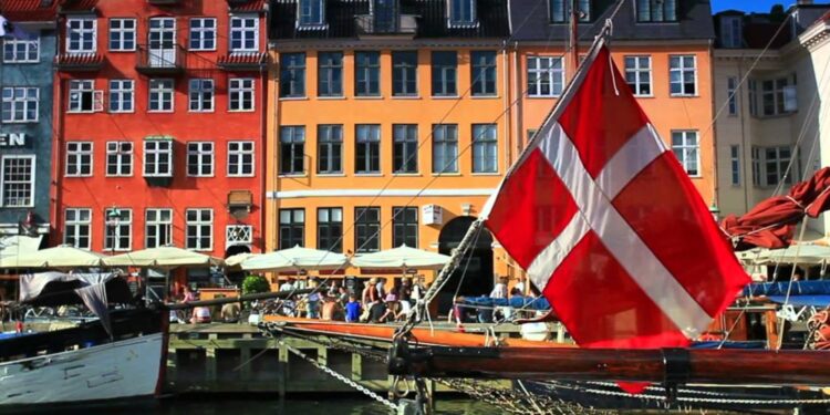 Qual é a cidade mais feliz do mundo? Veja os dez lugares mais felizes para 2025