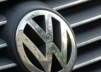 Volkswagen surpreende e novo substituto do Fox deve chegar em 2025 custando cerca de R$ 90 mil