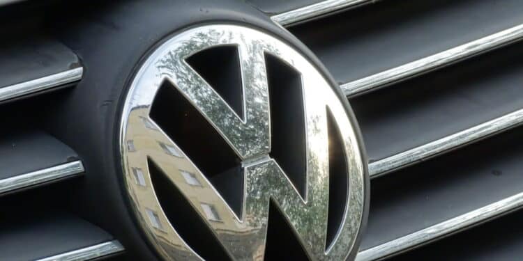 Volkswagen surpreende e novo substituto do Fox deve chegar em 2025 custando cerca de R$ 90 mil