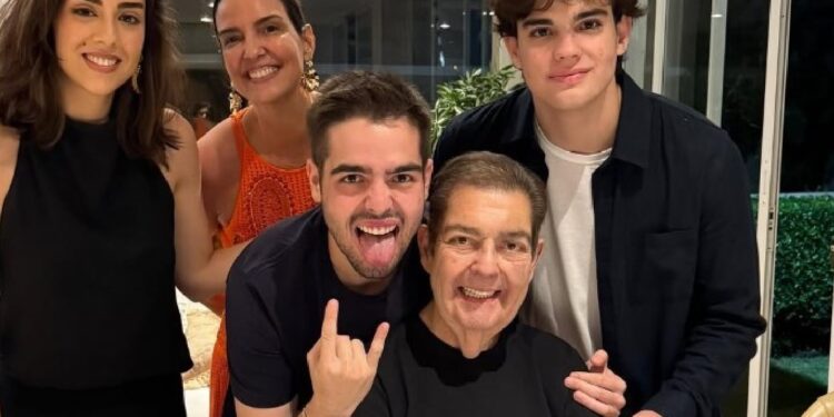Filho de Faustão toma atitude urgente após nova internação do apresentador