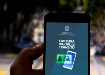 Tenha sua CNH sempre à mão com a versão digital!