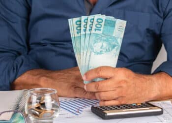 Salário mínimo (24/04) sobe para R$ 1.733 e trabalhadores pulam de alegria!